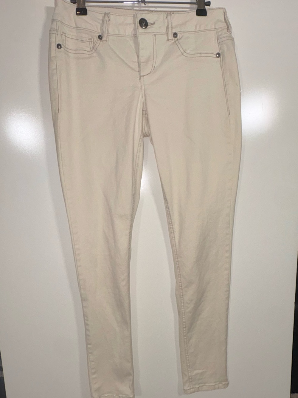 Maurices Women's Cream Skinny Stretch Pants